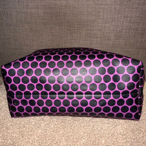 Michael ๐ Kors Saffiano Leather Tote - Picture 7 of 10